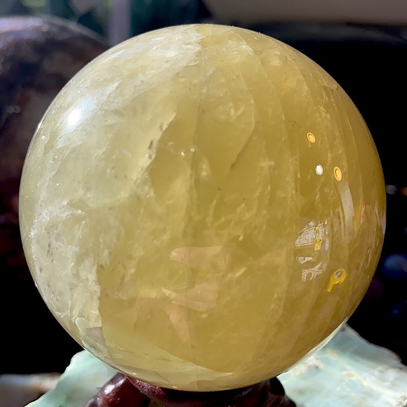 🔥SALE🔥 Yellow Smokey Quartz Crystal Sphere! Watch The Video! - Picture 10 of 12